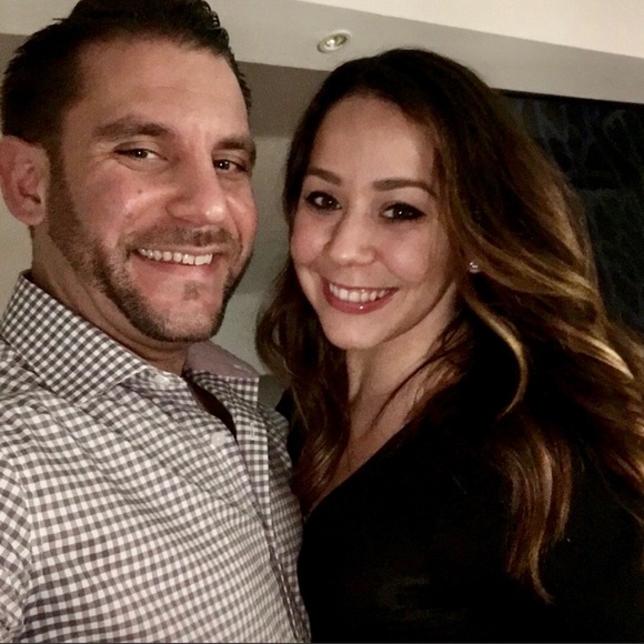 Like this post to bookmark our closet ✨🛍☺️ - Picture 1 of 6